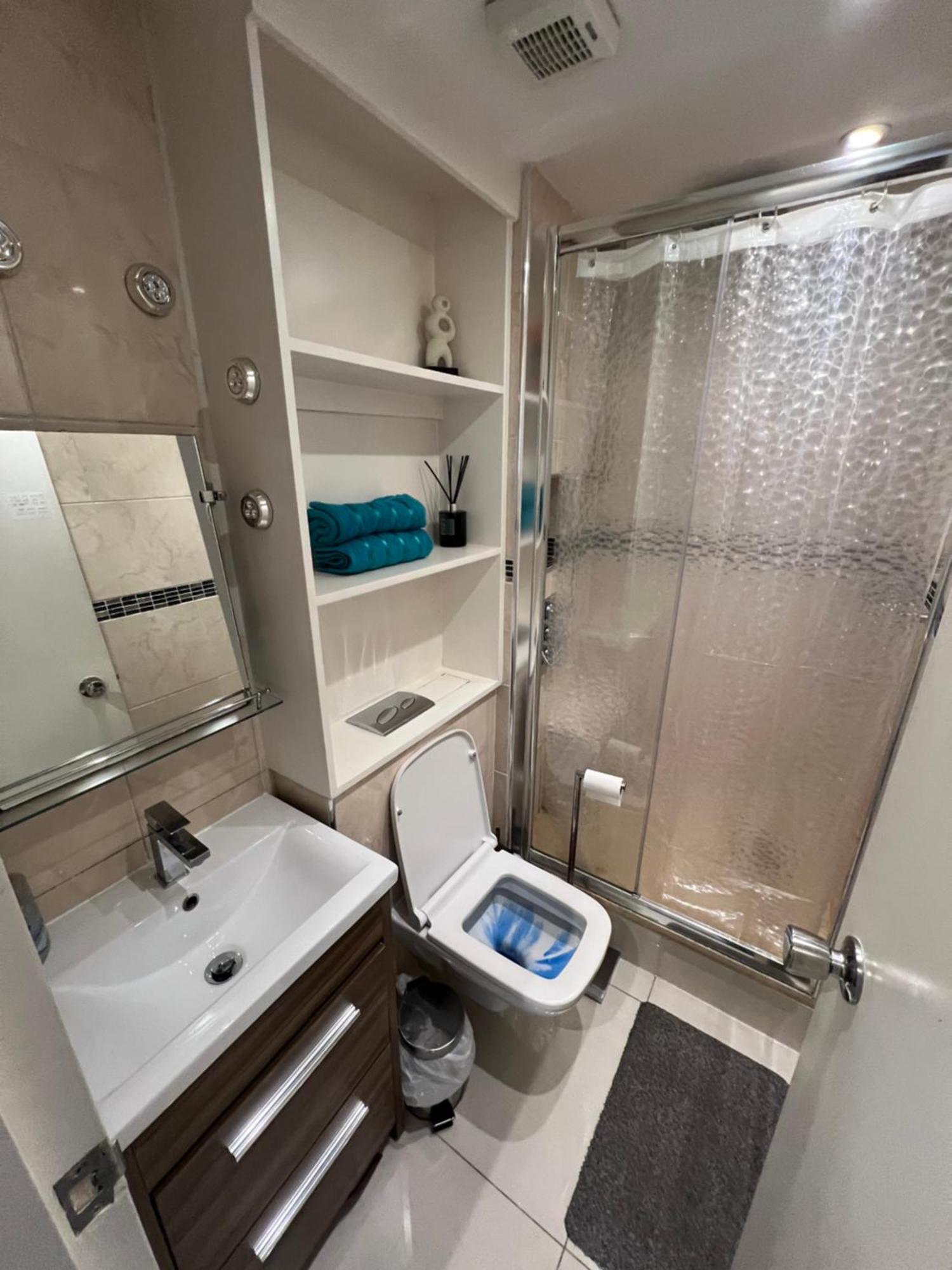 Lovely Chelsea Entire Apartment London City Εξωτερικό φωτογραφία